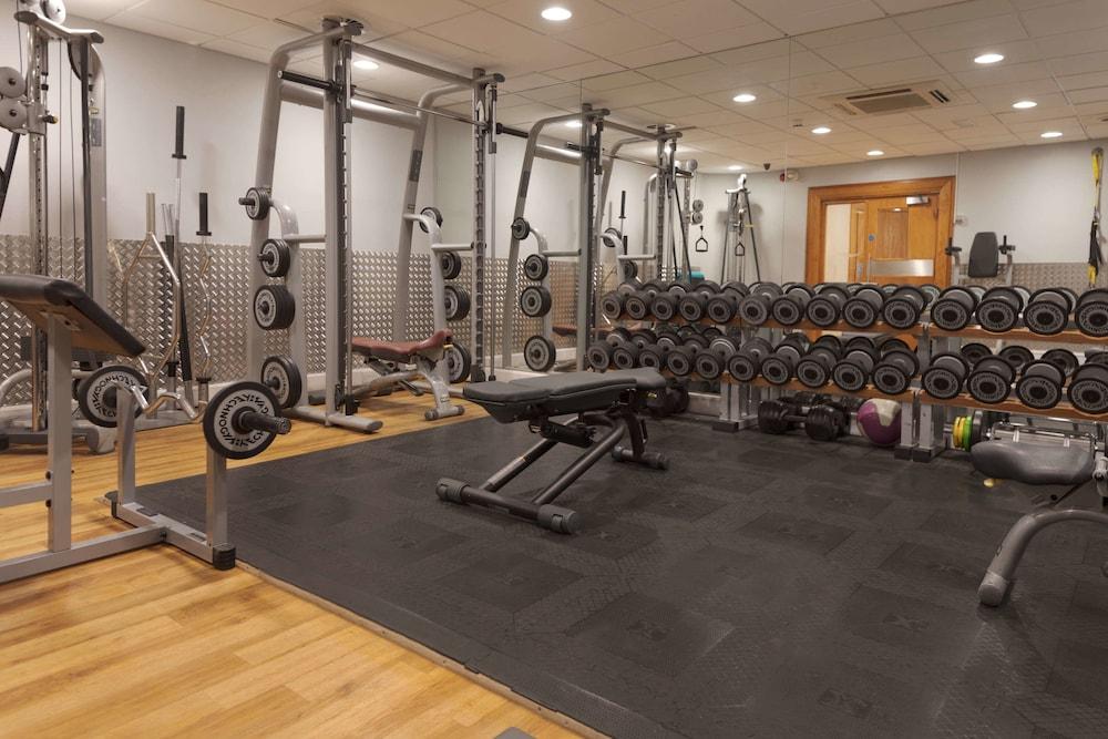 Delta Hotels By Marriott Cheltenham Chase Экстерьер фото