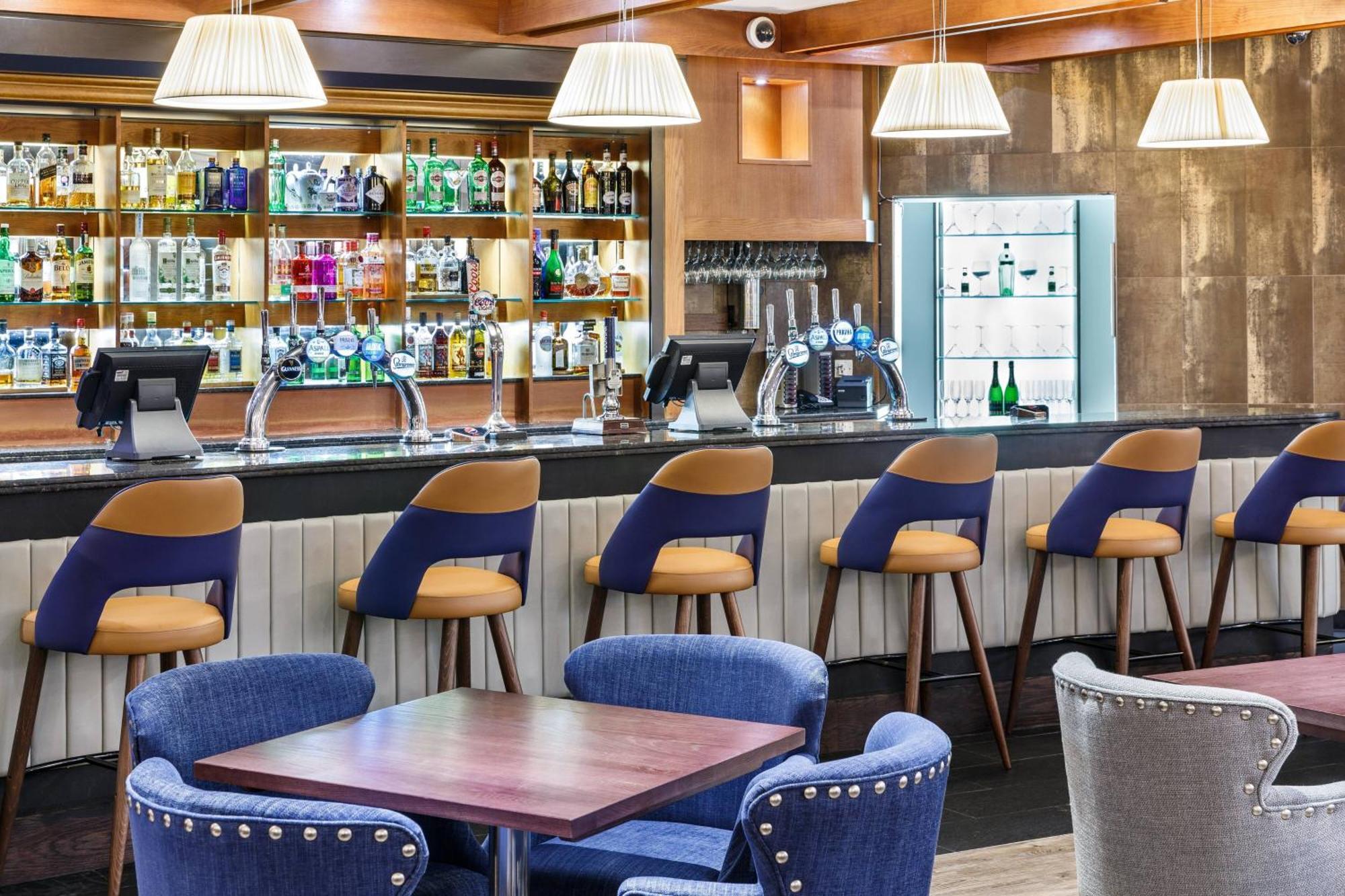 Delta Hotels By Marriott Cheltenham Chase Экстерьер фото