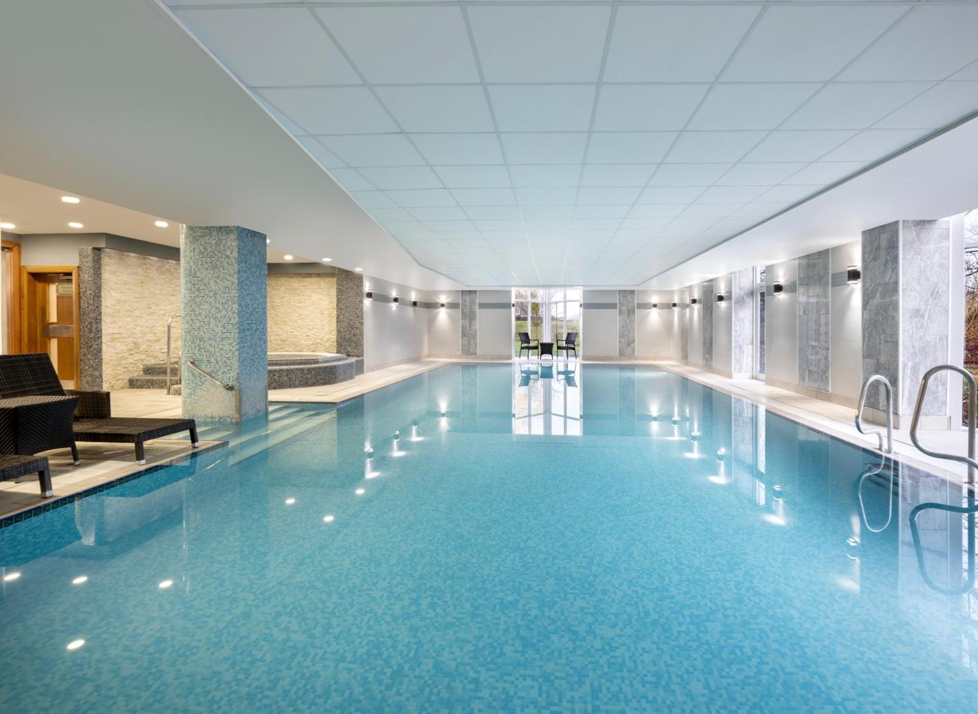 Delta Hotels By Marriott Cheltenham Chase Экстерьер фото